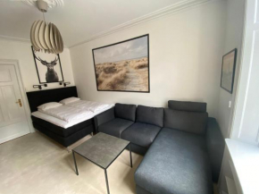PSG 23 - Short Stay Apartments by Living Suites